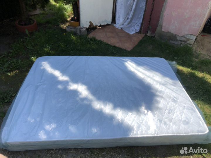 Новый запечатаный матрас 140х200