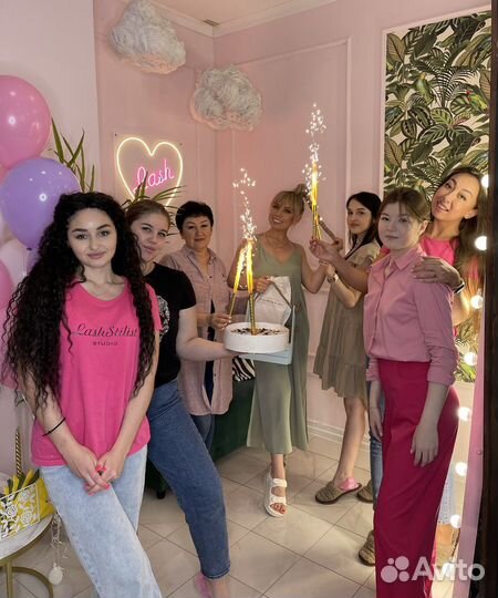 Лашмейкер, бровист