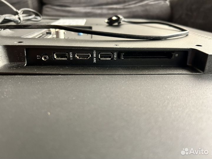 Телевизор Philips samrt-tv