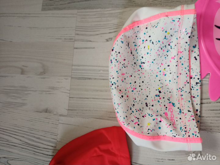 Шапочки для бассейна