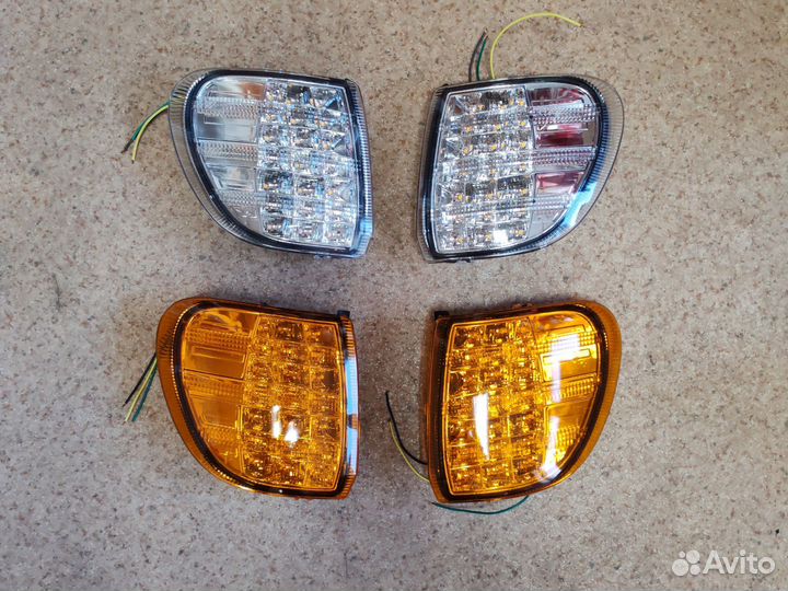 Фонарь поворот International 9200-9400