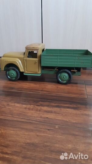 Железная машина СССР. уралец