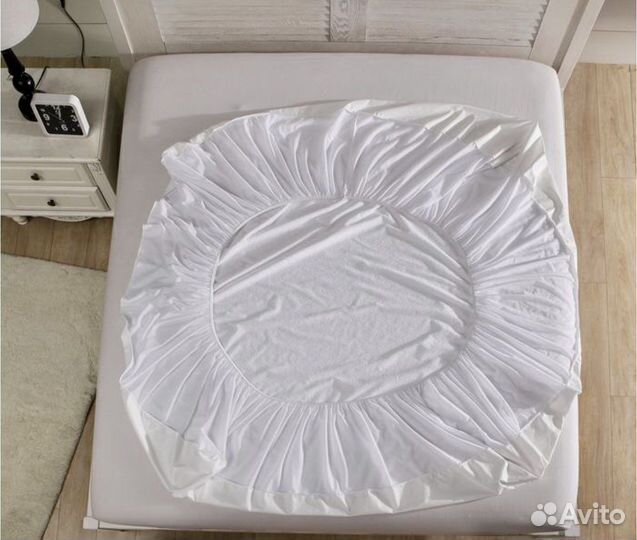 Наматрасник непромокаемый с резинкой по кругу