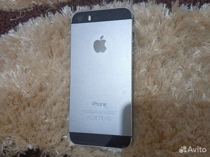 iPhone 5S, 16 ГБ