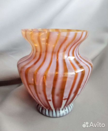 Цветное стекло СССР. Ваза.Фужеры.Пепельница.Винтаж