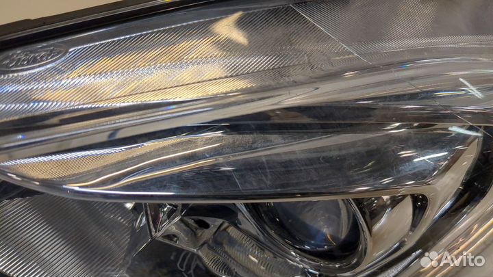 Фара (передняя) Ford Fiesta, 2013