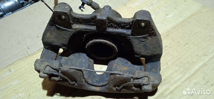 Суппорт передний левый Opel Astra h под диск 308мм