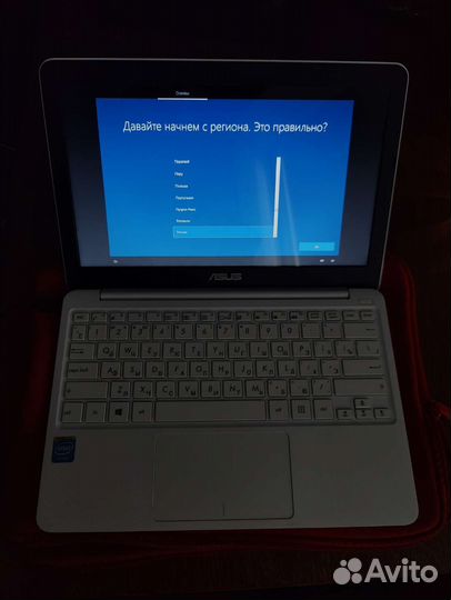Нетбук asus белый