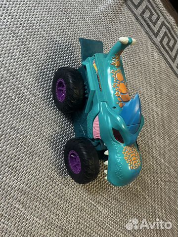 Hot wheels monster trucks голодный мега-рекс