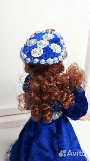 Кукла фарфоровая коллекционная