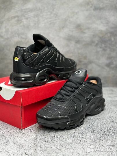 Кроссовки nike air max th plus