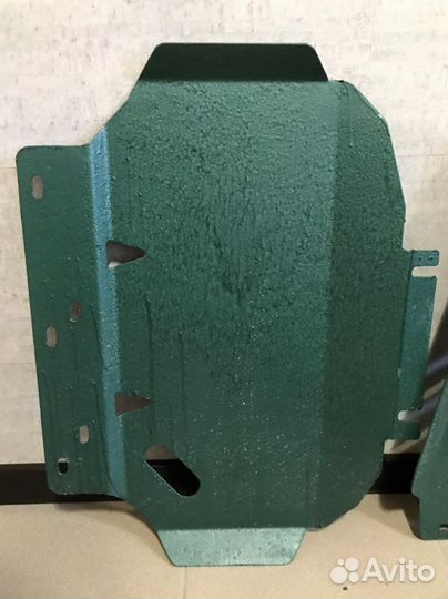 Защита днища Nissan Pathfinder