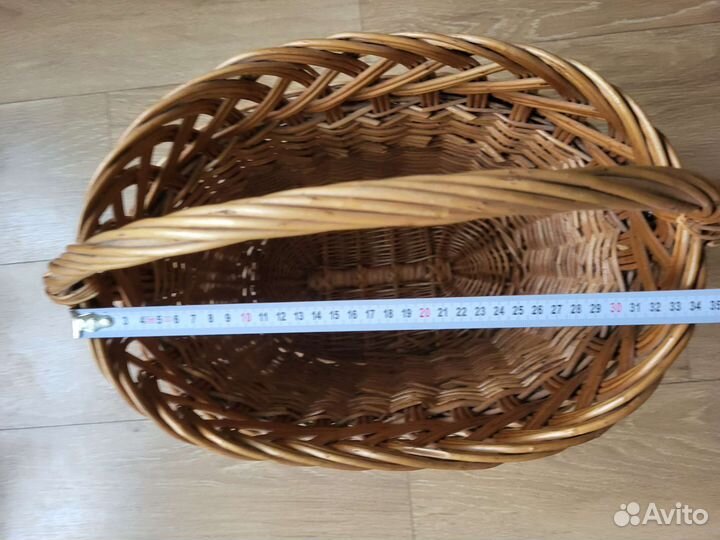 Корзина плетеная