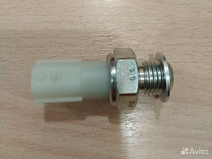 Датчик давления масла рено