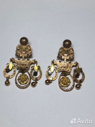 Золотые серьги
