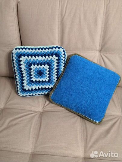 Вязаные подушки ручной работы