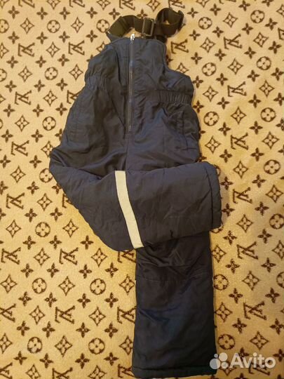 Зимняя куртка с полукомбинезоном