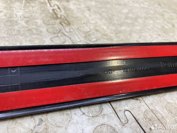 Молдинг двери задний левый Nissan Almera G15 2012