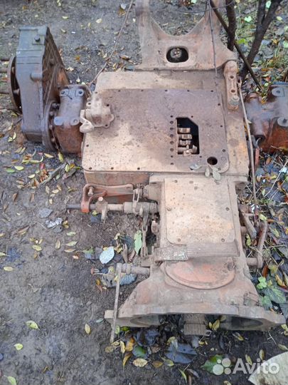 Запчасти на трактор Т- 40