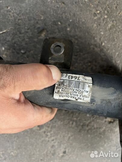 Амортизаторы peugeot 408