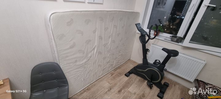 Матрас 140х200 бу