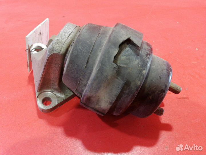 Подушка двигателя задняя Toyota Altezza GXE10