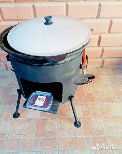 Казан чугунный с печкой комплект