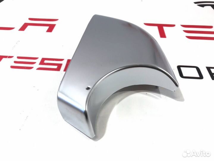 Накладка зеркала наружного нижняя Tesla Model 3