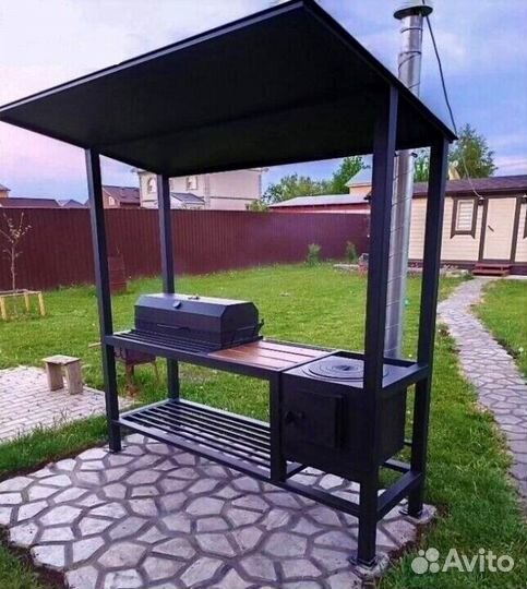 Мангал с крышей