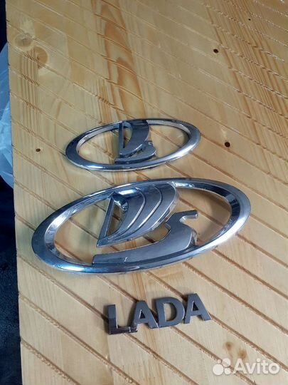 Эмблема нива урбан 4х4 веста значок