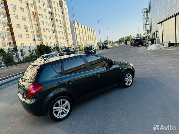 Kia Ceed 1.6 AT, 2010, 194 000 км