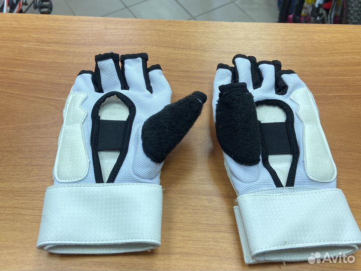 Шлем,перчатки детские. Карате