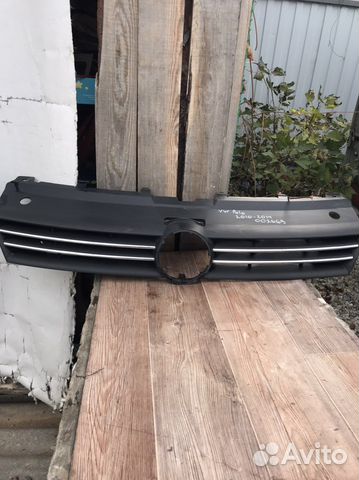 Решетка радиатора Volkswagen Polo 2010-2014