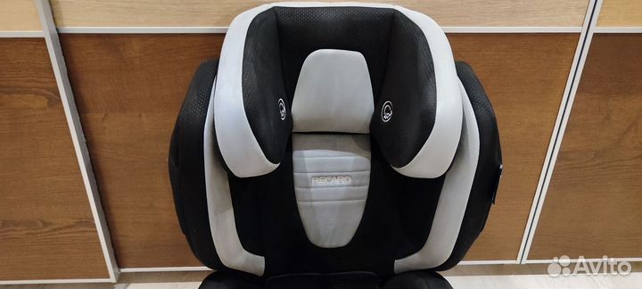 Автомобильное детское кресло от 2.5 до 36 кг