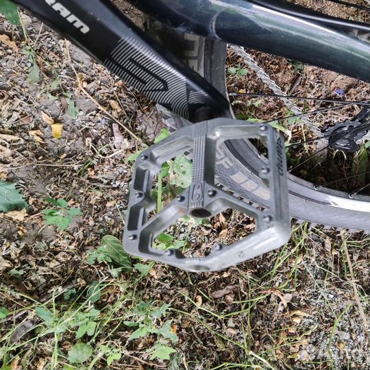 Giant Trance 3 2020 27,5 150/140 boost L