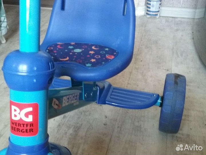 Детский велосипед с ручкой бу