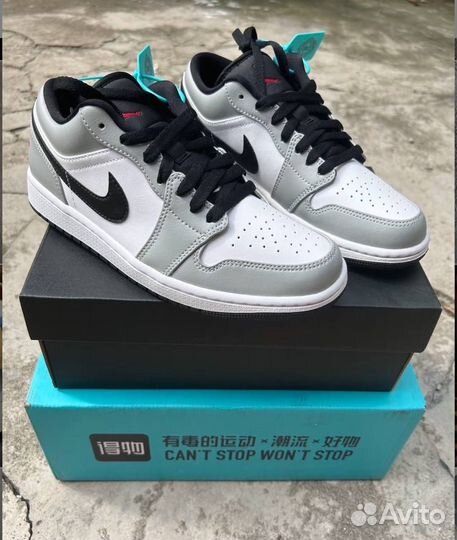 Кроссовки Nike Air Jordan 1 low light smoke grey