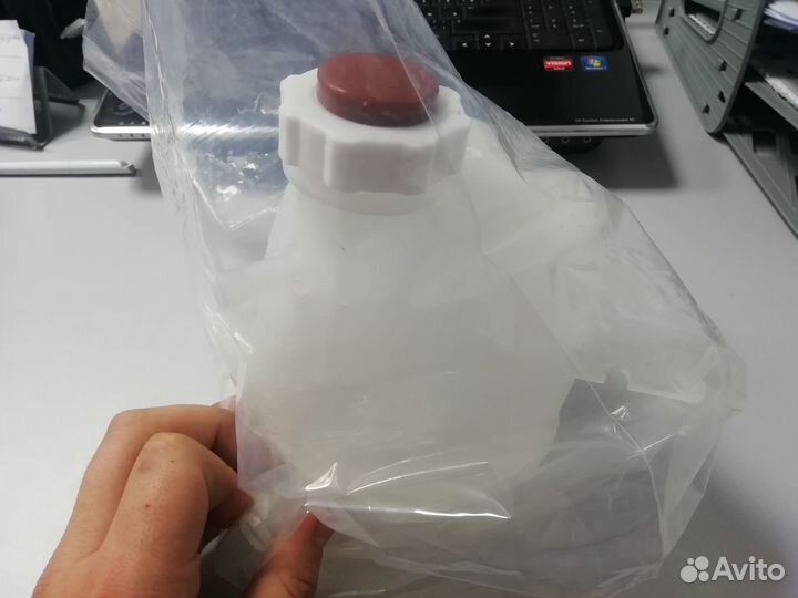 Расширительный бачок renault