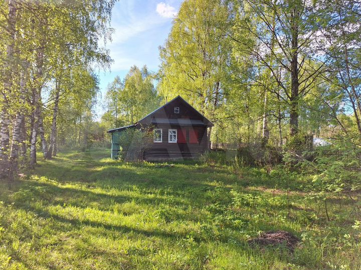 Дом 38 м² на участке 10 сот.