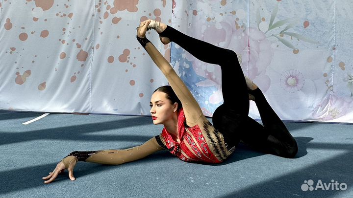 Тренер по растяжке и гимнастике