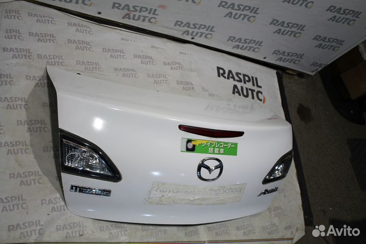 Крышка багажника Mazda 3 BL седан
