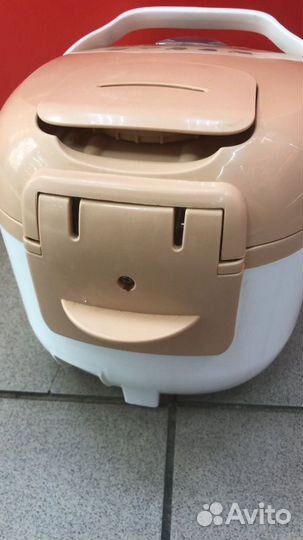 Мультиварка - Maxwell MW-3801 BN