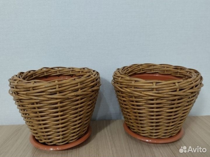 Кашпо из ротанга