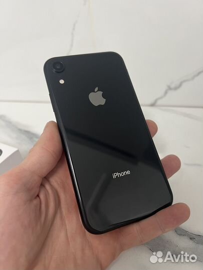 iPhone Xr, 64 ГБ