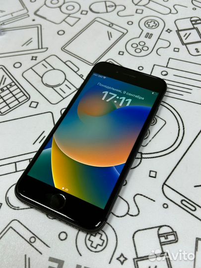 iPhone 8, 64 ГБ