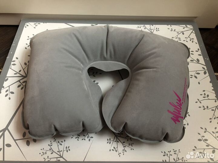 Подушка дорожная надувная, бархатное покрытие