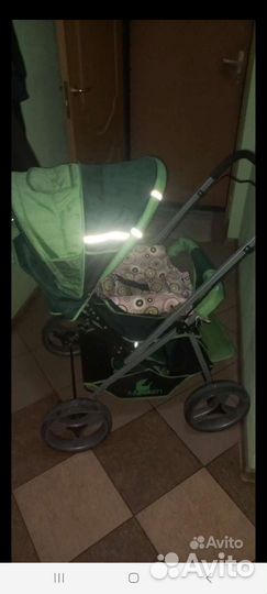 Прогулочная коляска