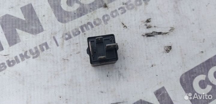 Реле Volkswagen Golf 5