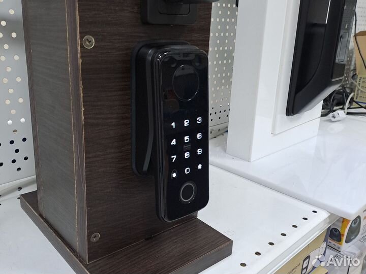 Биометрический смарт замок