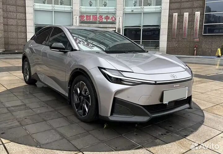 Toyota bZ3 181 л.с. AT, 2024, 40 км